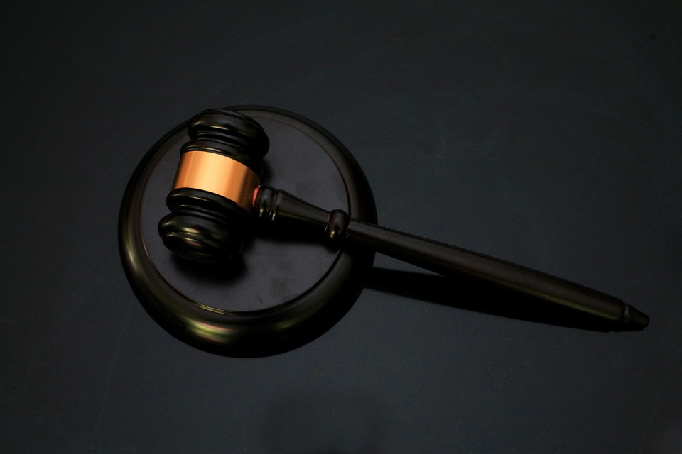 courtroom justice litigation